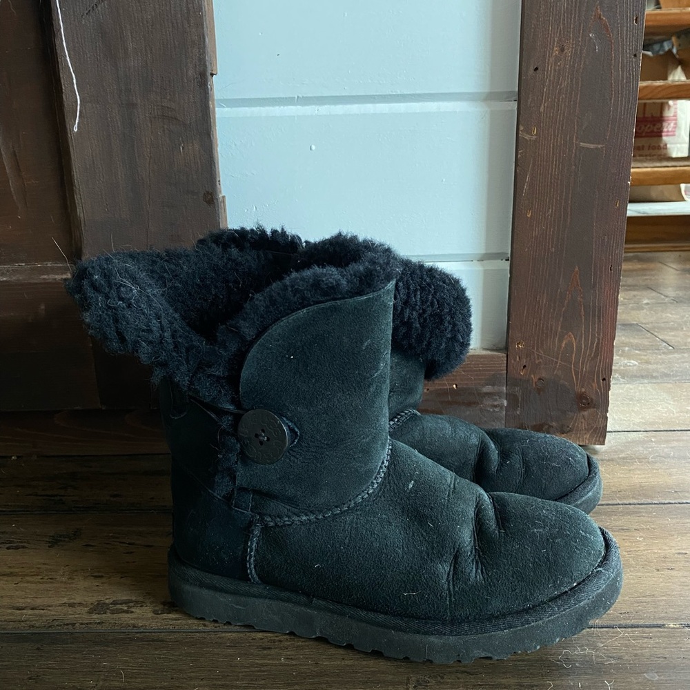 Bailey Button UGG Boots - Used